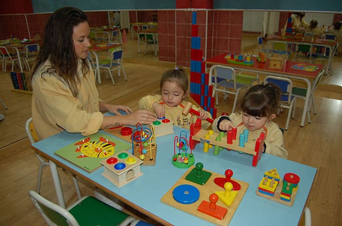 Jueguetes para método Montessori